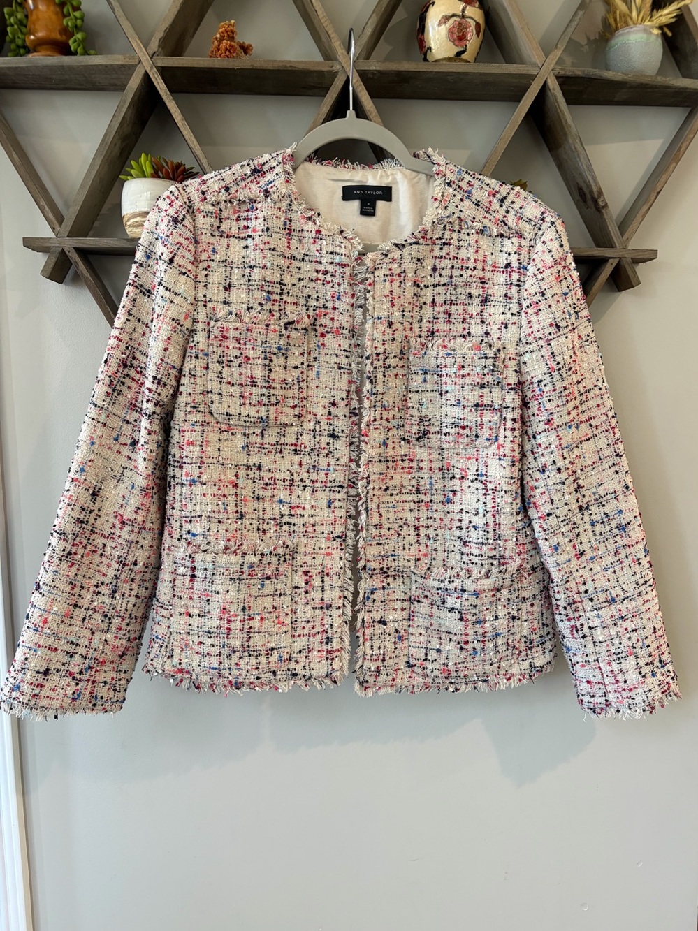 Ann Taylor Cream Tweed Fringed Collarless Jacket  Multicolor Speckle. Medium.